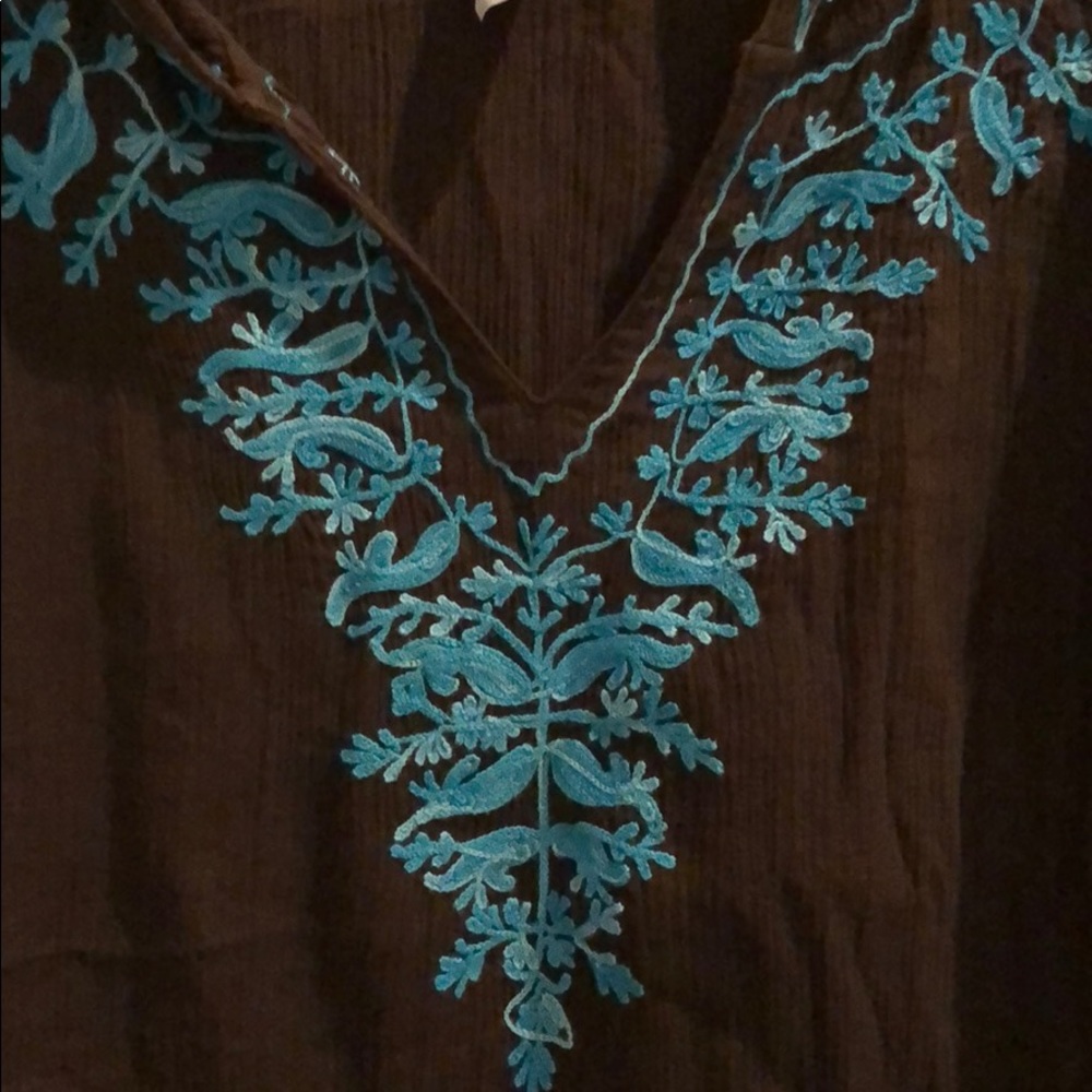 SWIM COVERUP. - Picture 2 of 7
